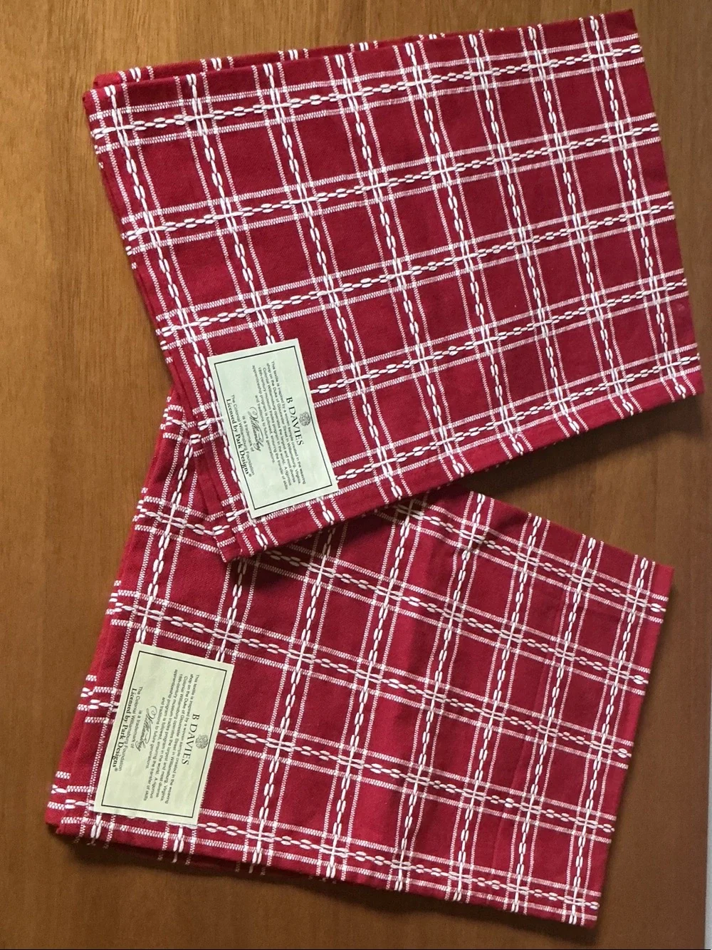 Set of two B Davies Colonial Williamsburg tea towels - NWT